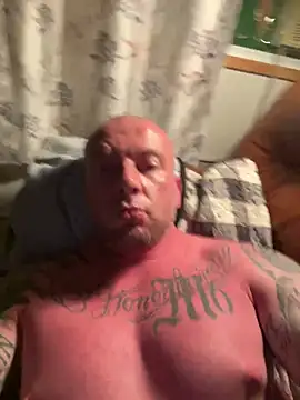 nicedicknicetats online show from July 15, 2026, 3:02 am