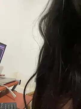 valentinesexx online show from May 25, 2026, 7:07 am