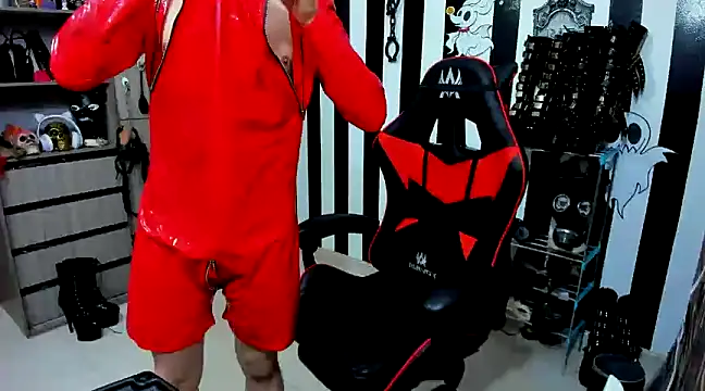 Snapshot of daven56 chatting on January 17, 2025, 1:13 pm daven56 online show from January 17, 2025, 1:13 pm