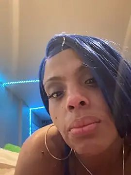 Snapshot of Your_Going2Luv_Me chatting on February 26, 2025, 2:49 pm Your Going2Luv Me online show from February 26, 2025, 2:49 pm