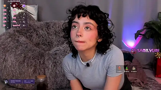 Snapshot of sami_monroe chatting on December 17, 2025, 1:27 pm sami monroe online show from December 17, 2025, 1:27 pm