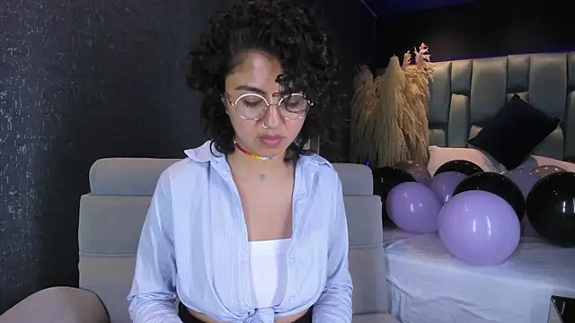 Snapshot of Amareto_ chatting on March 1, 2025, 4:54 pm Amareto online show from March 1, 2025, 4:54 pm