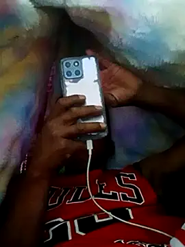 Snapshot of Moreno1813 chatting on March 5, 2025, 7:16 am Moreno1813 online show from March 5, 2025, 7:16 am