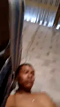 Snapshot of Moreno1813 chatting on September 14, 2025, 6:41 pm Moreno1813 online show from September 14, 2025, 6:41 pm