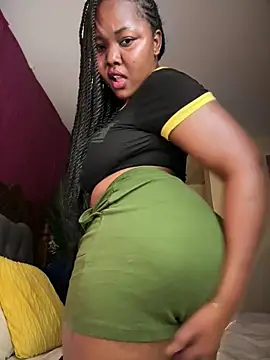 Snapshot of SSEXYBUBBLEBUTT101 chatting on February 14, 2026, 6:52 pm SSEXYBUBBLEBUTT101 online show from February 14, 2026, 6:52 pm