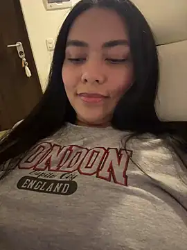 PetitLumiere online show from December 30, 2024, 2:20 am