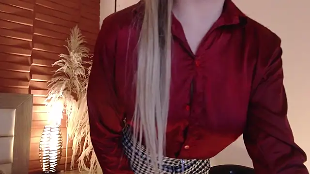 Snapshot of Ammy_Castro chatting on February 6, 2025, 8:56 pm Ammy Castro online show from February 6, 2025, 8:56 pm