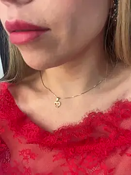 Snapshot of Ammy_Castro chatting on February 11, 2025, 4:46 pm Ammy Castro online show from February 11, 2025, 4:46 pm