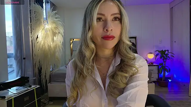 Ammy Castro online show from October 24, 2025, 9:36 pm