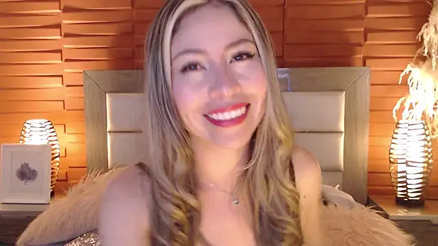 Snapshot of Ammy_Castro chatting on February 13, 2025, 8:34 pm Ammy Castro online show from February 13, 2025, 8:34 pm