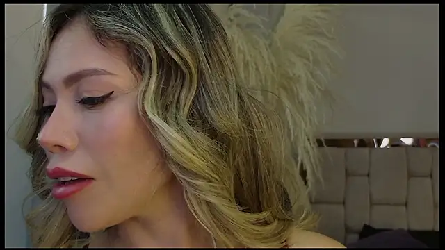 Ammy Castro online show from March 15, 2026, 9:22 pm