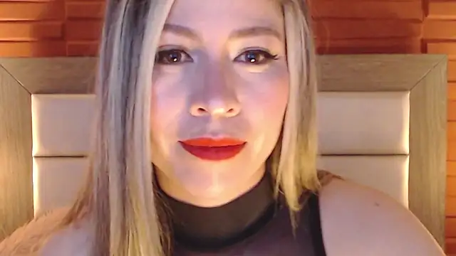 Snapshot of Ammy_Castro chatting on February 28, 2025, 8:50 pm Ammy Castro online show from February 28, 2025, 8:50 pm