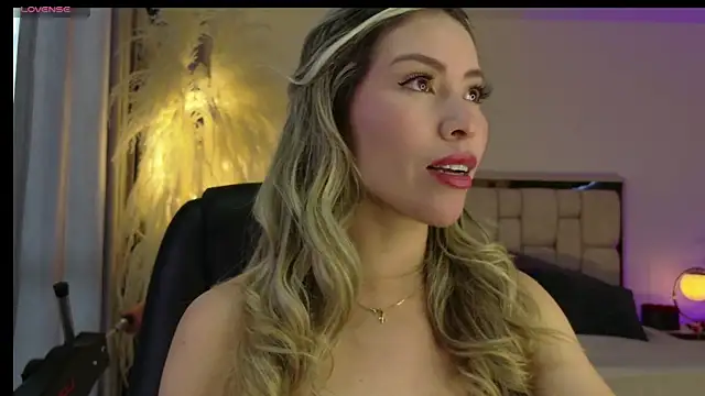 Ammy Castro online show from November 6, 2025, 9:30 pm