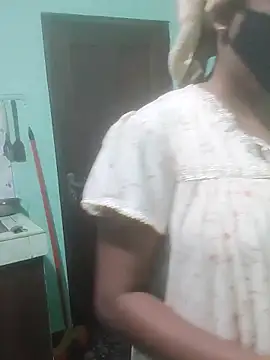 Kunchiii online show from February 26, 2026, 3:34 pm