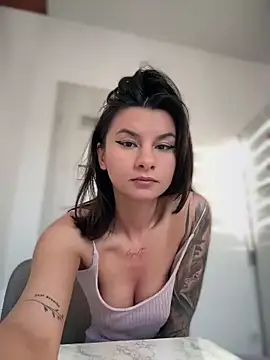 Simply the best online show from March 5, 2025, 3:18 pm