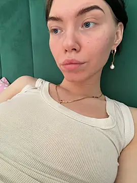 Lisaaa Alisa online show from March 23, 2026, 9:09 am