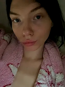 Snapshot of Lisaaa_Alisa chatting on September 23, 2025, 7:43 pm Lisaaa Alisa online show from September 23, 2025, 7:43 pm