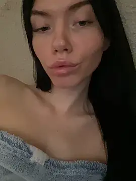 Snapshot of Lisaaa_Alisa chatting on September 16, 2025, 9:10 am Lisaaa Alisa online show from September 16, 2025, 9:10 am