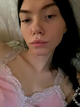 Snapshot of Lisaaa_Alisa chatting on September 19, 2025, 5:22 am Lisaaa Alisa online show from September 19, 2025, 5:22 am