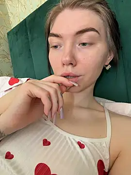 Snapshot of Lisaaa_Alisa chatting on February 19, 2026, 8:33 am Lisaaa Alisa online show from February 19, 2026, 8:33 am