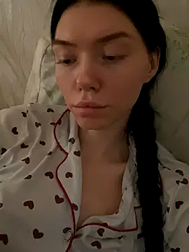 Snapshot of Lisaaa_Alisa chatting on October 3, 2025, 4:47 am Lisaaa Alisa online show from October 3, 2025, 4:47 am