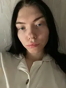 Snapshot of Lisaaa_Alisa chatting on March 6, 2025, 7:43 pm Lisaaa Alisa online show from March 6, 2025, 7:43 pm
