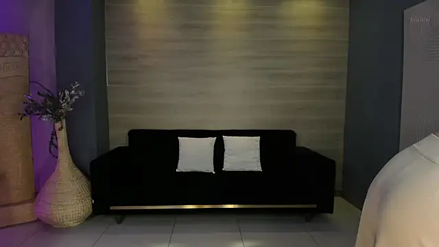 JessicaWilliams1 online show from October 2, 2025, 9:45 am