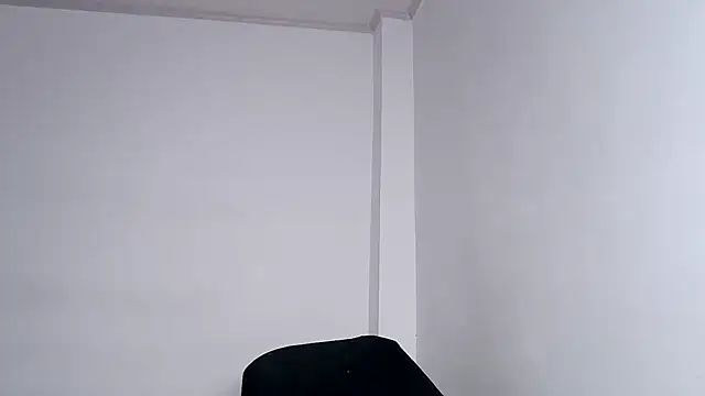 caarlywhitee online show from June 7, 2026, 1:22 am