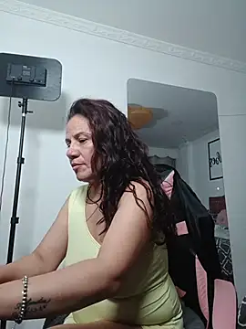 Marie Mature online show from November 23, 2025, 2:10 am