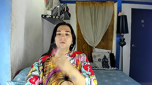 SARAMISHA online show from May 11, 2026, 7:55 pm