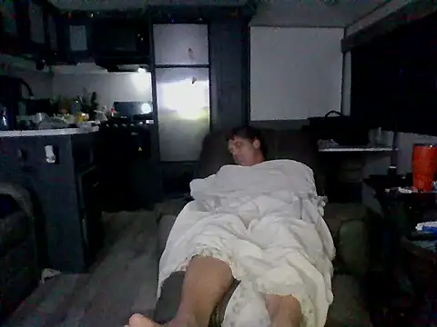 lateniter online show from December 13, 2025, 8:04 pm