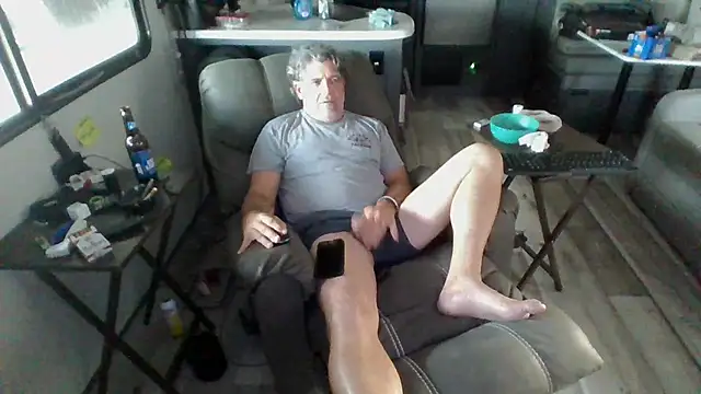 lateniter online show from April 11, 2026, 12:07 am