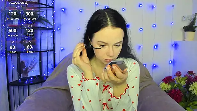 Snapshot of Lori__Hell chatting on February 14, 2025, 2:50 am Lori Hell online show from February 14, 2025, 2:50 am