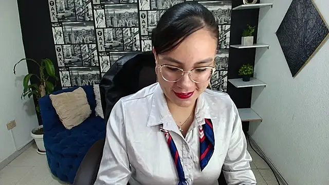 Snapshot of Agata-Moon chatting on October 30, 2025, 1:09 pm Agata-Moon online show from October 30, 2025, 1:09 pm