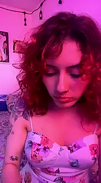 Snapshot of LiliJones_ chatting on March 14, 2025, 8:49 pm LiliJones online show from March 14, 2025, 8:49 pm