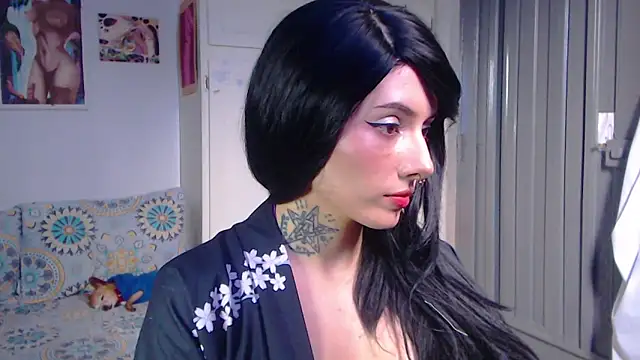 Snapshot of LiliJones_ chatting on February 11, 2025, 7:38 pm LiliJones online show from February 11, 2025, 7:38 pm