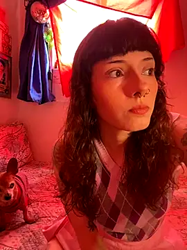 Snapshot of LiliJones_ chatting on October 4, 2025, 4:41 pm LiliJones online show from October 4, 2025, 4:41 pm
