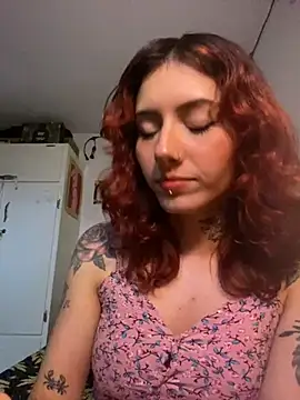 Snapshot of LiliJones_ chatting on February 22, 2025, 11:03 pm LiliJones online show from February 22, 2025, 11:03 pm