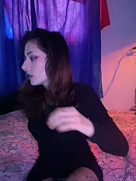 Snapshot of LiliJones_ chatting on September 17, 2025, 5:04 pm LiliJones online show from September 17, 2025, 5:04 pm