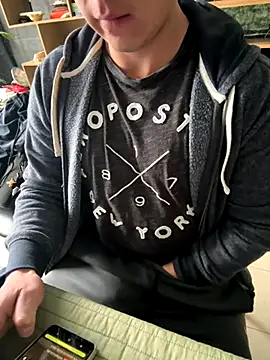 Snapshot of 97banana chatting on October 29, 2025, 9:47 pm 97banana online show from October 29, 2025, 9:47 pm