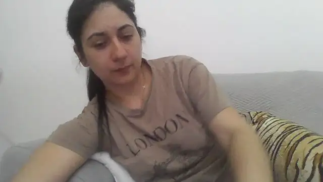 Snapshot of davenmichelle00 chatting on March 3, 2026, 5:20 pm davenmichelle00 online show from March 3, 2026, 5:20 pm