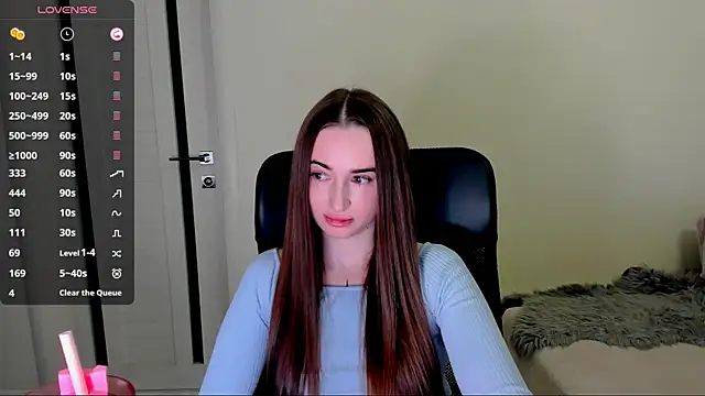 Kimmberr online show from November 10, 2025, 4:17 am