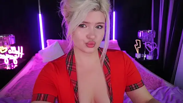 Snapshot of CocoSecretss chatting on October 22, 2025, 7:08 am CocoSecretss online show from October 22, 2025, 7:08 am