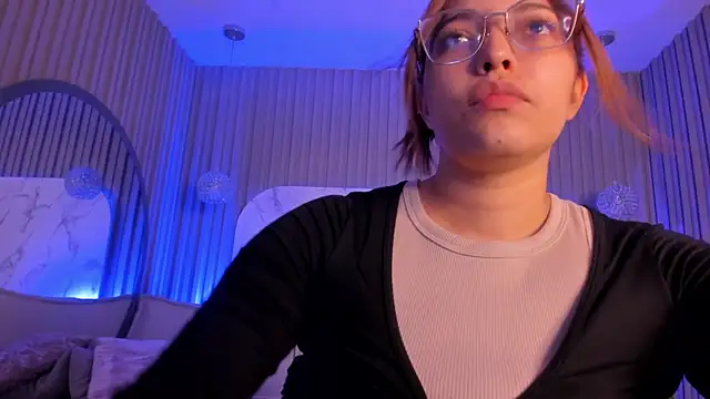 Dollar-girl online show from May 16, 2026, 10:47 am