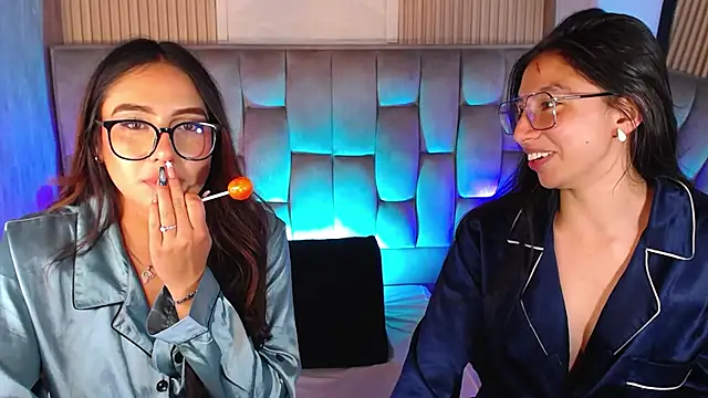 Snapshot of kendall_saenz chatting on November 8, 2025, 8:12 pm kendall saenz online show from November 8, 2025, 8:12 pm