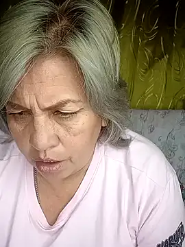 Snapshot of DirtyBIianca chatting on March 8, 2025, 10:34 pm DirtyBIianca online show from March 8, 2025, 10:34 pm