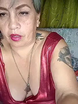 Snapshot of DirtyBIianca chatting on March 9, 2025, 9:25 pm DirtyBIianca online show from March 9, 2025, 9:25 pm