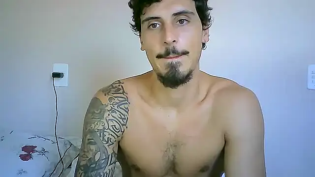 Snapshot of milkoffe chatting on January 22, 2025, 4:23 pm milkoffe online show from January 22, 2025, 4:23 pm