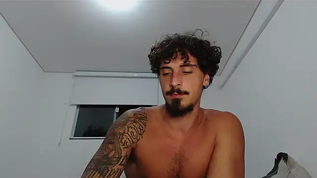 Snapshot of milkoffe chatting on February 20, 2026, 2:52 am milkoffe online show from February 20, 2026, 2:52 am