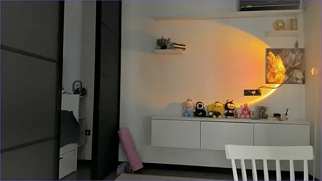 kokyokka v online show from November 15, 2025, 3:10 am